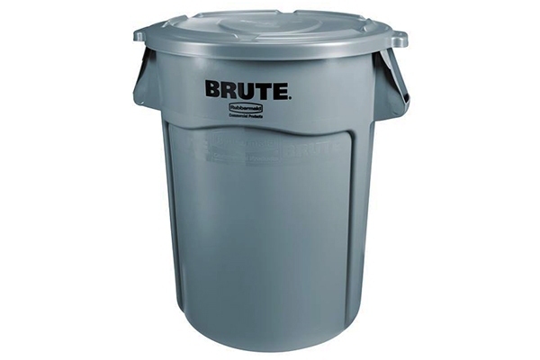 Rubbermaid trash can