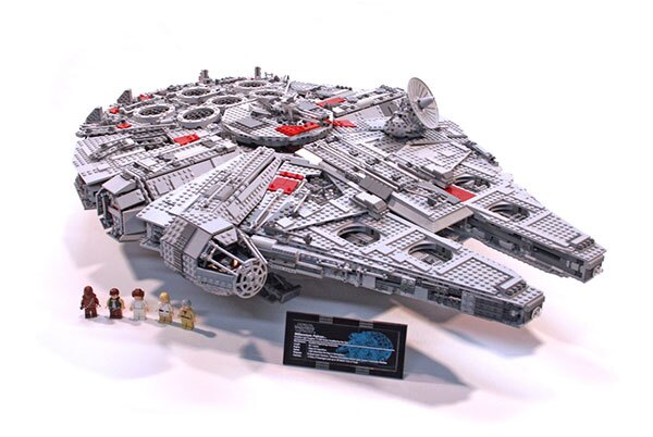 LEGO Millennium Falcon