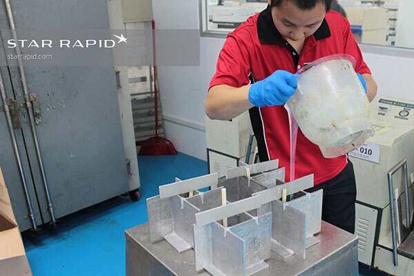 Filling casting box with Silicone, Star Rapid