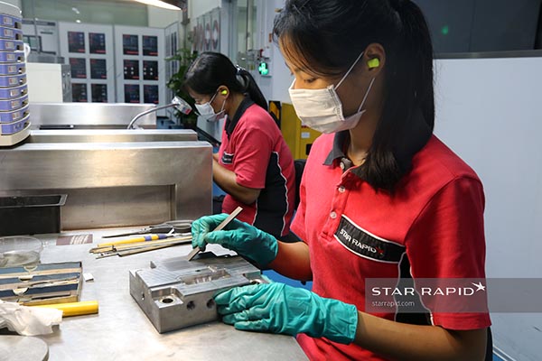 Mold finishing at Star Rapid