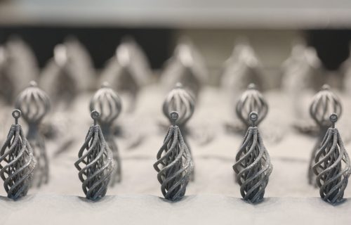 Jewels were printed from Renishaw’s Ti6Al4V powder blend
